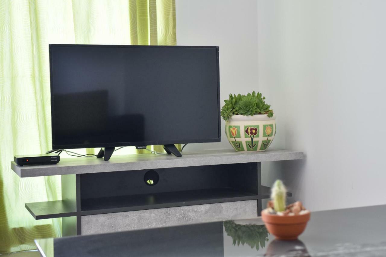 Apartmani Iva&Ante Dugi Rat Kültér fotó